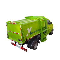 Camion de transport de déchets mobile diesel Changan 4x2 de 3 tonnes à chargement latéral pour l'élimination des ordures en Chine