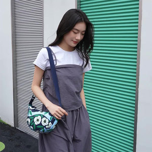 Huang Lei Women's Dumpling Bag Blue White Stripes Single Strap Zipper Closure Casual Crossbody Spring 2025 - Product Image 4