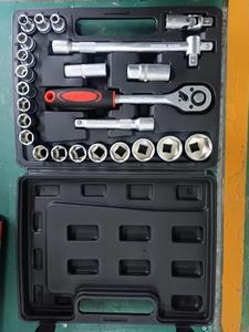 Set di chiavi a bussola da 26 pezzi da 1/2 "Dr., Set di strumenti per la casa e la riparazione Auto in acciaio al carbonio Set di strumenti per la manutenzione dei pneumatici - Product Image 5