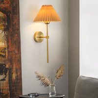 Lampe murale LED pour chambre à coucher, lumière de fête créative, luminaire d'intérieur, salon, abat-jour en tissu, décoration murale en arc, lampe murale LED moderne, décoration
