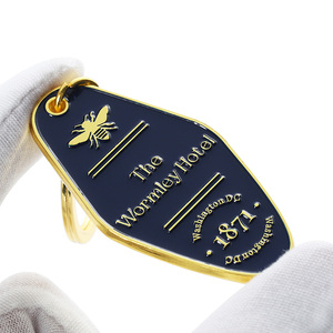 High Quality Casting Metal Soft Enamel Zinc Alloy Hotel Keychain Keyring Manufacture Custom Motel Key Chains for Souvenir Gift