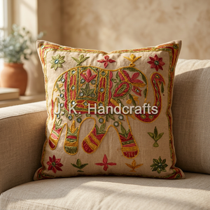 หมอนอิงลายปักด้วยมือตามราคาตลาดหมอนอิงสไตล์ชนเผ่าอินเดีย - Product Image 4
