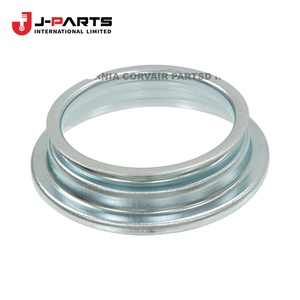 Déflecteur, protection anti-poussière du roulement de roue arrière, n°2 pour Toyota HIACE KCH10 Granvia 2000-2002 - Product Image 1
