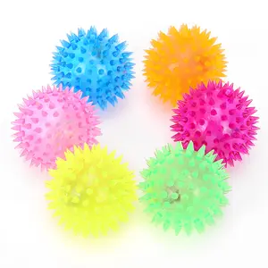 Fantastico sollievo dallo Stress sensoriale LED spremere giocattoli decompressione Flash Light Up Rebound Spiky Balls