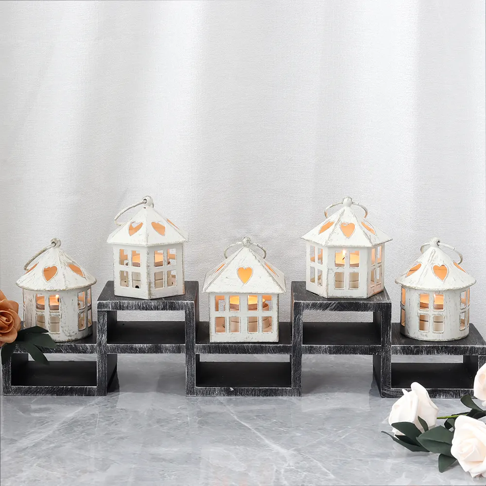 Miniportavelas colgante de varias formas para decoración de interior o jardín, modelo Retro de casa pequeña, de Metal, blanco