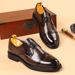 Chaussures de ville pour hommes en cuir véritable, légères, imperméables, à bout pointu, pour le bureau et la carrière, en cuir de vachette avec semelle extérieure en caoutchouc - Product Image 4