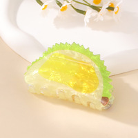 Griffe de cheveux en PVC de fruits ludiques pour une prise en main des cheveux frais, style esthétique et personnel d'été