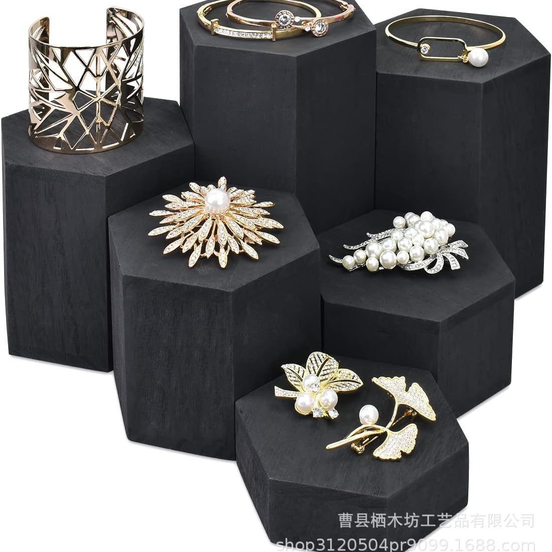 Black six-piece set