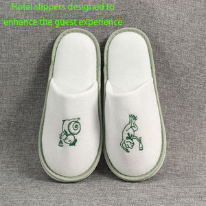 Individuelles Logo Einweg Hotelpantoffeln Weich Plüsch Verdickt Personalisierte Gäste Marken <span class=keywords><strong>Spa</strong></span> Reise Fußbekleidung Luxus Komfort - Product Image 4