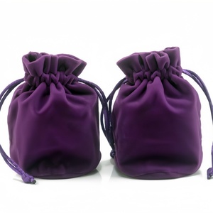 High-quality Eco-Friendly Durable Velvet Fabric <b>Small</b> Plush Bag Drawstring Closure Jewelry Pouch Decorative <b>Box</b> Collectible Bag - Product Image 4