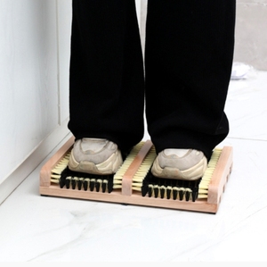 Brosse gratte-bottes en plastique écologique avec manche en acier, tapis de nettoyage plat pour toutes les saisons, nettoie chaussures et bottes, élimine neige et sable - Product Image 2