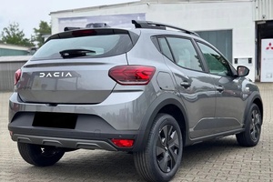 Voiture d'<span class=keywords><strong>occasion</strong></span> propre 2025 DaciaA SanderoS <span class=keywords><strong>Stepway</strong></span> Expression LPG 1.0 TCe Hatchback prête à l'emploi sans accident prête à être expédiée dans le monde entier - Product Image 5