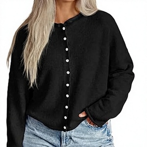 Cardigan noir en tricot, couleur unie, manches longues, fermeture boutonnée, pull d'automne, 100% acrylique, coupe classique - Product Image 1