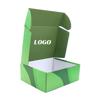 Fabrik-Großhandel Wellpappe-Kleidungs- und Socken-Versandkartons Matt Laminiert Prägedruck Individuelles Logo Recycelte Materialien
