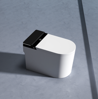 Siège de toilette intelligent de luxe allongé avec bidet intégré, fonction lavage féminin, télécommande, capteur de pied automatique pour chasse d'eau, idéal pour villas