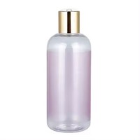 Botella de hombro redonda de plástico Rosa personalizada de 250ml, 300ml, 500ml, con tapa superior de disco dorado para champú de loción de tóner