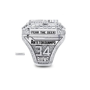 Anillo de Campeonato de los Milwaukee Bucks, Anillo Grande de Aleación, Joyería Masculina, Regalo Coleccionable - Product Image 3