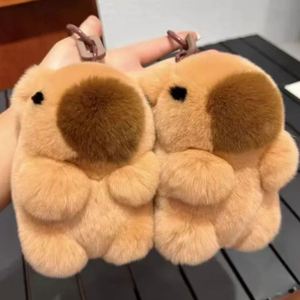 Peluche Capybara de Luxe en Fourrure de Lapin, Mignonne, Douce et Moelleuse avec Pompons, Porte-clés et Breloques de Sac, Accessoires - Product Image 4