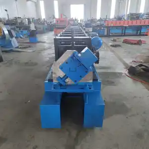 Fabrieksprijs Verkoop Gegalvaniseerde Automatische C Purlin Machine Voor Staalbouw