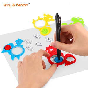 Kit di disegno artistico a spirale dinosauro a forma di spirale spirografo Stencil in plastica modello di disegno righello per bambini - Product Image 1