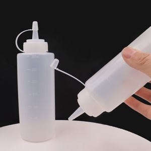 Wholesale Empty 8oz 12oz 16oz Plastic Bottles with Squeeze Lid for Ketchup HDPE Reusable Oil Bottles for <b>Sauces</b> with Nozzle - Product Image 1