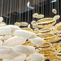 Lustre suspendu LED en verre artistique personnalisé en forme d'œuf, avec télécommande et contrôle par application mobile, idéal pour hôtels, centres commerciaux, cafés et couloirs