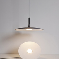 Plafonnier style nordique moderne et minimaliste, produit de luxe, lampe en forme d'ovni, lustre, idéal pour une salle à manger, une Table ou un Bar
