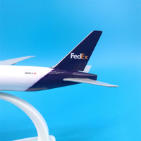 Échelle 20cm FedEx Express B777F Air Cargo Diecast Alloy Avion Model Customizable Livery OEM for Freight Logistics Companies