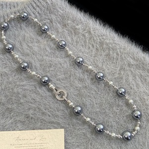 Este <span class=keywords><strong>es</strong></span> un hermoso y moderno collar con hebilla de perlas para mujer, en un color mixto de <span class=keywords><strong>lino</strong></span> y gris. Presenta cuentas decorativas. - Product Image 6