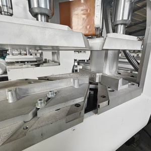Fenêtre <span class=keywords><strong>PVC</strong></span> à <span class=keywords><strong>coin</strong></span> unique faisant des machines fabriquées en Chine Machine à souder - Product Image 3