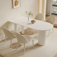 Ensemble de table à manger en pierre frittée blanc pur style crème, table à manger demi-ovale moderne minimaliste pour les petits foyers