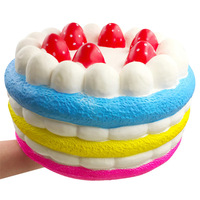 Direct usine, Squishy Gâteau Fraise Très Grand à Rebond Lent en Matériau PU à Trois Couches, Exclusivité Transfrontalière