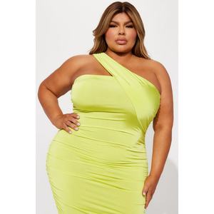 Robe décontractée sexy pour femme, nouvelle collection, style asymétrique à une épaule, longueur midi, dos nu, très extensible, sans manches, coupe tube, haute qualité - Product Image 3