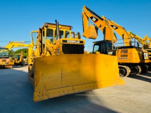 Bouteur CAT D7G d'occasion de bonne qualité avec peu d'heures d'entretien parfait pour la construction et l'exploitation minière - Product Image 5