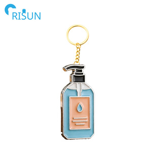 Porte-clés en émail en forme <span class=keywords><strong>de</strong></span> <span class=keywords><strong>flacon</strong></span> <span class=keywords><strong>de</strong></span> shampoing, <span class=keywords><strong>de</strong></span> gel douche ou <span class=keywords><strong>de</strong></span> produits <span class=keywords><strong>de</strong></span> <span class=keywords><strong>toilette</strong></span>, avec logo personnalisé, pour promotion - Product Image 4