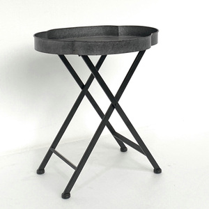 <span class=keywords><strong>Plateau</strong></span> de rangement rond de luxe en métal noir galvanisé avec <span class=keywords><strong>plateau</strong></span> en plastique amovible, design fonctionnel pour le service et le rangement - Product Image 3