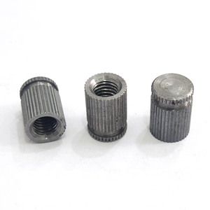 Insertos de Rosca Métricos QIBIND FMK-B, Roscados Completamente, de Acero al Carbono Moleteado, para Equipos de Transporte Ferroviario - Product Image 2
