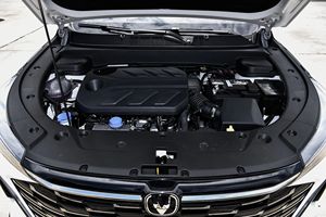 Changan X5 Plus Híbrido SUV, Nuevo, en Oferta, DCT, 5 Puertas, 5 Asientos, 2026, Neumáticos R18, Portaequipajes Metálico, Interior Oscuro, Euro VI - Product Image 6