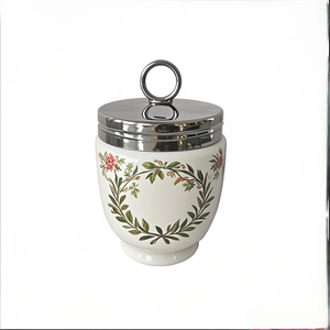 <span class=keywords><strong>Porte</strong></span>-oeufs <span class=keywords><strong>en</strong></span> céramique britannique fait à la main de haute qualité Design exquis pour la décoration de table - Product Image 3