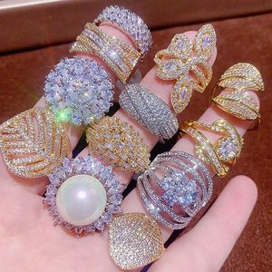 奢华女士结婚戒指或指环 14K 镀金时尚首饰，镶嵌宝石水晶和锆石 - Product Image 5