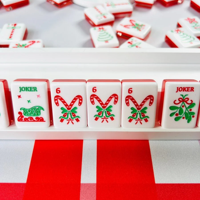 Tuiles de mahjong de Noël HOLLY JOLLY, en acrylique rouge de luxe, 160 tuiles, ensemble américain avec des tuiles en bambou.