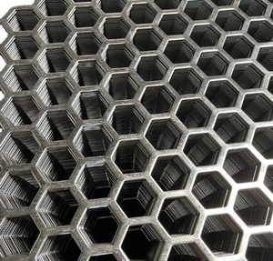 نمط خلية النحل سداسي الشكل مثقب من الفولاذ الكربوني والألومنيوم والفولاذ المقاوم للصدأ والفولاذ المطلي بالمسحوق والمعتدل والملحوم - Product Image 4