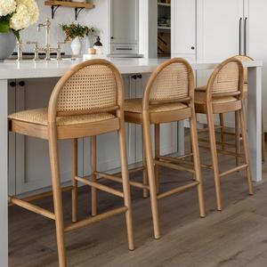Chaise <span class=keywords><strong>de</strong></span> <span class=keywords><strong>bar</strong></span> en rotin en bois massif <span class=keywords><strong>de</strong></span> la campagne américaine <span class=keywords><strong>Tabouret</strong></span> <span class=keywords><strong>de</strong></span> <span class=keywords><strong>bar</strong></span> <span class=keywords><strong>rétro</strong></span> simple pour la maison Island Cafe High Chair for Use - Product Image 1