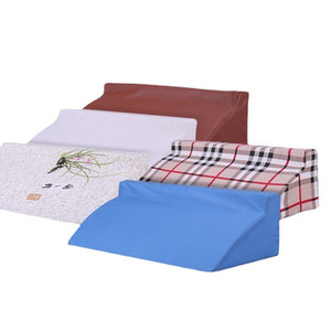 Almohada de apoyo para dormir de lado, almohada giratoria, almohada de esponja para posicionamiento corporal, almohada triangular antiescaras, en forma de R, 60*25*20 cm - Product Image 3