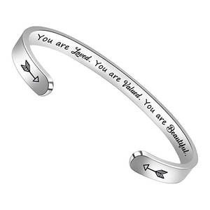 Bracelet et jonc tendance en acier inoxydable 316L étanche et anti-ternissement, bracelets inspirants pour femmes et hommes - Product Image 5