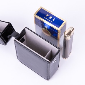 Étui à cigarettes vintage de luxe en <span class=keywords><strong>cuir</strong></span> PU, 20 pièces, <span class=keywords><strong>avec</strong></span> <span class=keywords><strong>porte</strong></span>-<span class=keywords><strong>briquet</strong></span>, multicolore, logo personnalisé, vente en gros - Product Image 4