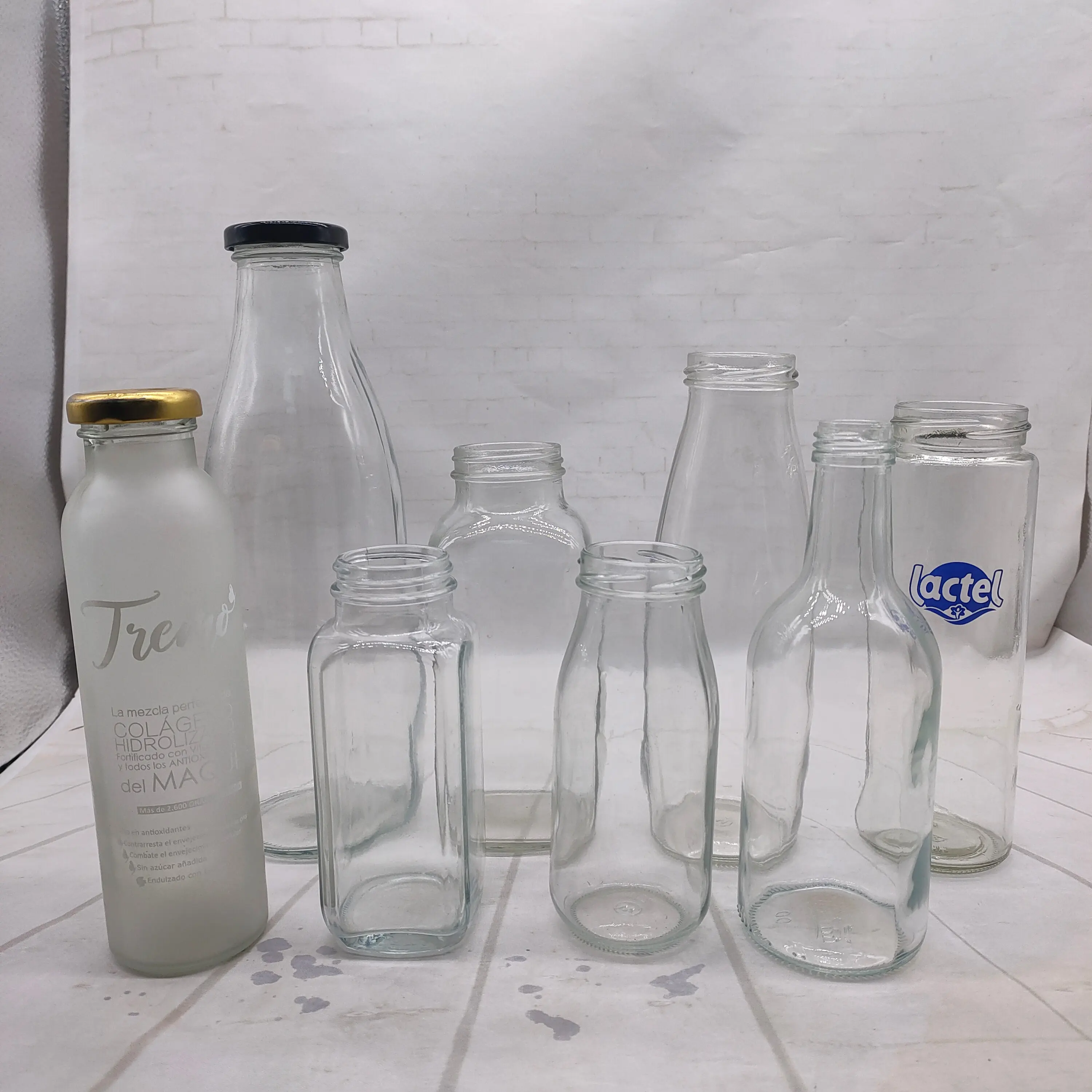 Garrafa de vidro personalizada, fabricante de 250ml, 300ml, 500ml, bebida, suco, fria, café, leite, pote de vidro com tampa