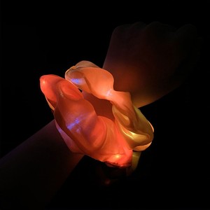 Vendita diretta della fabbrica delle ragazze LED luminoso tessuto di raso di colore dei capelli della fascia del legame dei capelli per la cerimonia nuziale del partito - Product Image 3