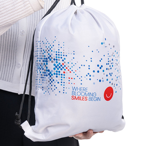 Borsa regalo in poliestere portatile con coulisse, - Product Image 3