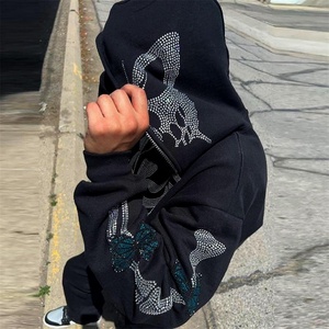 Sudadera con capucha de esqueleto con cremallera completa, de gran tamaño, estilo gótico Y2K, con diseño de máscara de mariposa de diamantes de imitación de alta calidad, de forro polar, personalizada. - Product Image 3